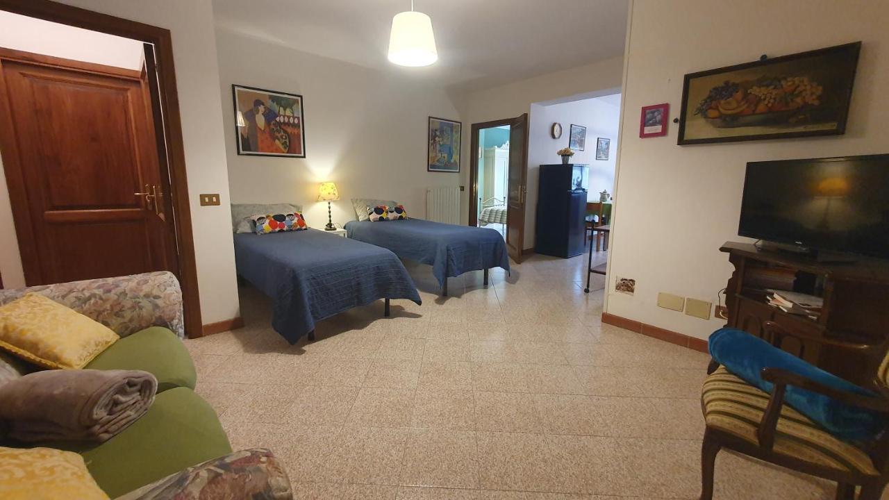 Le Casette Di Civitella La Casa Di Nonna Giulia Civitella Del Lago Exterior foto